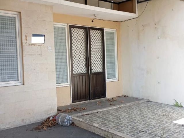 Disewakan rumah pondok chandra mangga I siap huni