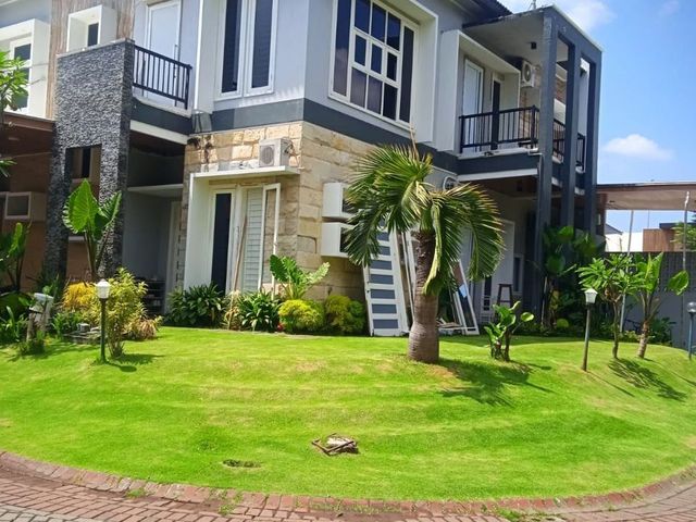 Rumah citraland villa taman telaga*Full Furnish Hadap Utara - Barat