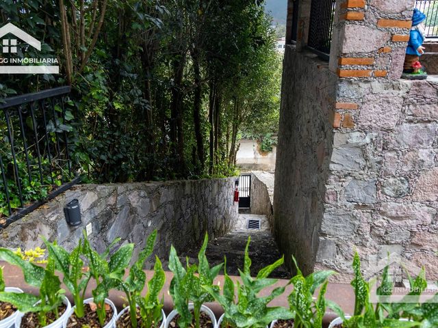 place photo 94
