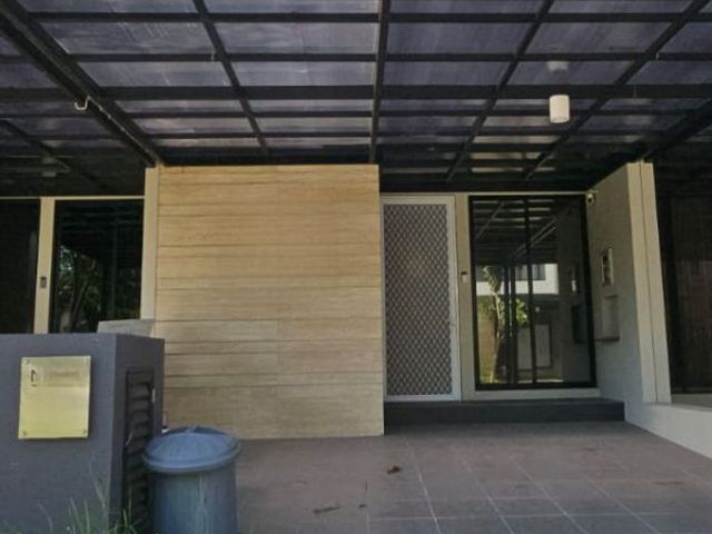 Dijual / sewa rumah  NORTHWEST PARK