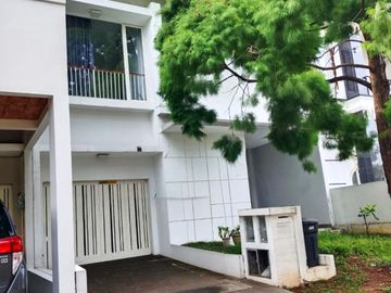 Jakarta Selatan - Air, Listrik, Garasi