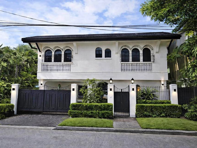 4BR House for rent in Pasig City *Valle Verde 2