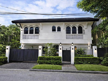 4BR House for rent in Pasig City *Valle Verde 2