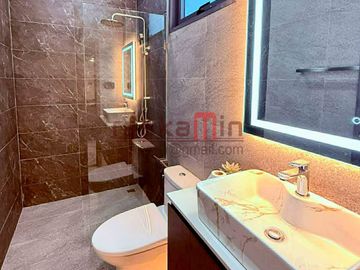place photo 36