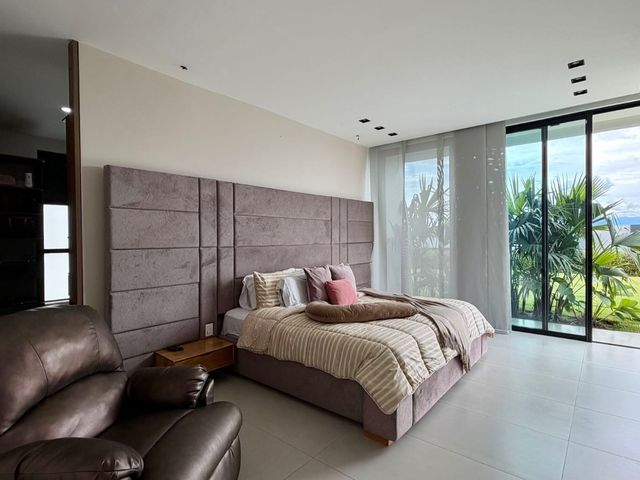 place photo 55