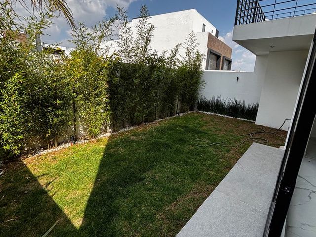 place photo 77