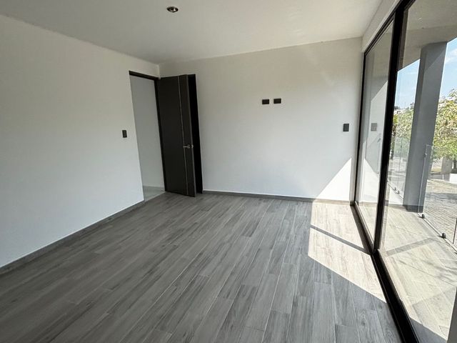 place photo 48