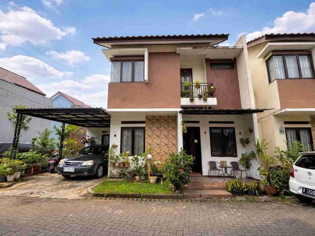 Runah Cantik Komplek Cirendeu Lokasi Strategis Harga Terbaik