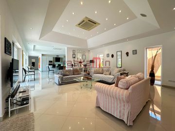 place photo 34