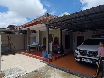 Kuta Utara, BADUNG, Bali, Indonesia - Air