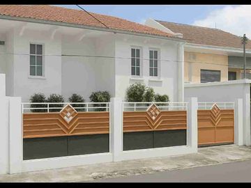 Di jual rumah murah pinggir jalan dkt indomaret JL.B Katamso