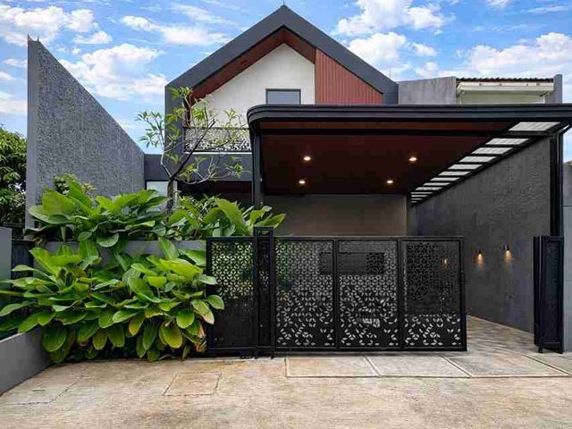 Rumah Modern Industrialis Komplek Cilandak Margasatwa brand new