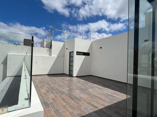 place photo 34