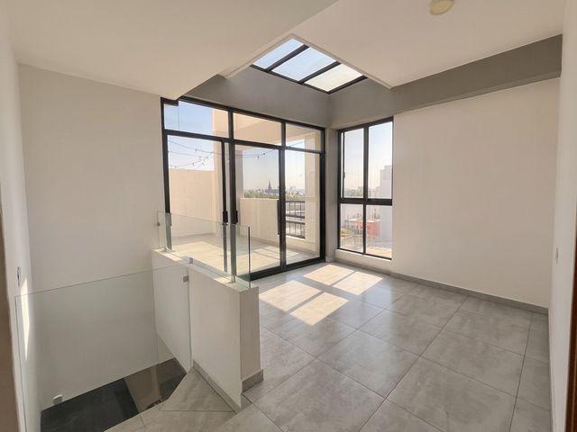 place photo 43