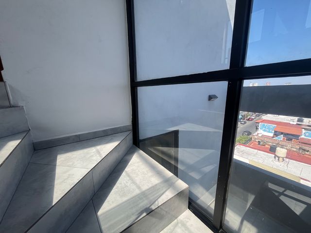 place photo 100