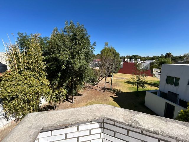 place photo 38