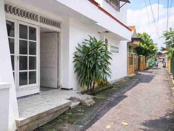 Rumah mungil tengah kota