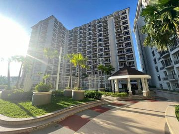Solemare Parksuites 1 Bedroom Unit Condominium For Rent in Parañaque City +