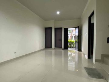 Jakarta Selatan - AC, Balkon, Garasi, Listrik