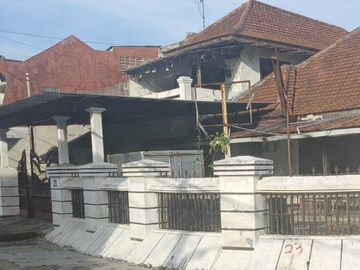 Rumah di Hook Jalan Rokan Cipunegara Surabaya