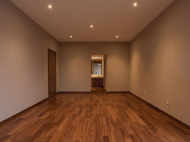 place photo 48
