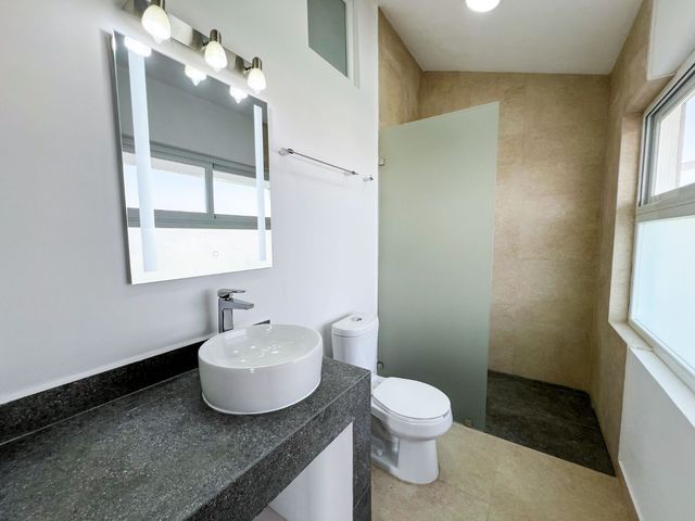 place photo 37