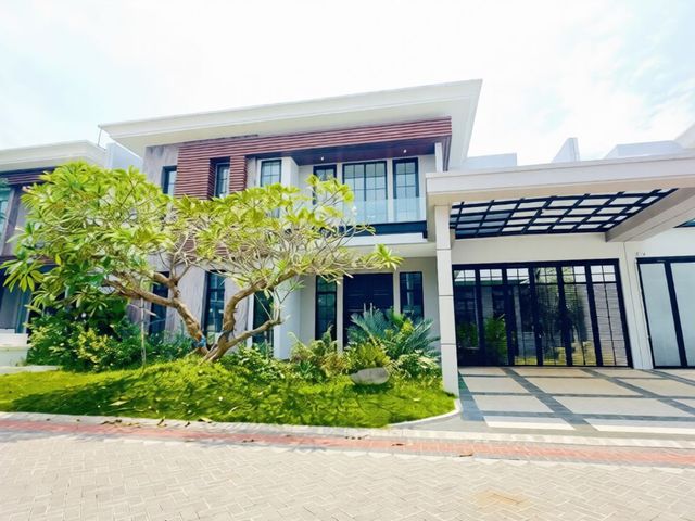 Dijual Cepat Rumah Megah 2 Lantai di Cluster Premium Pakuwon City