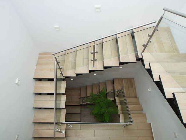 place photo 32