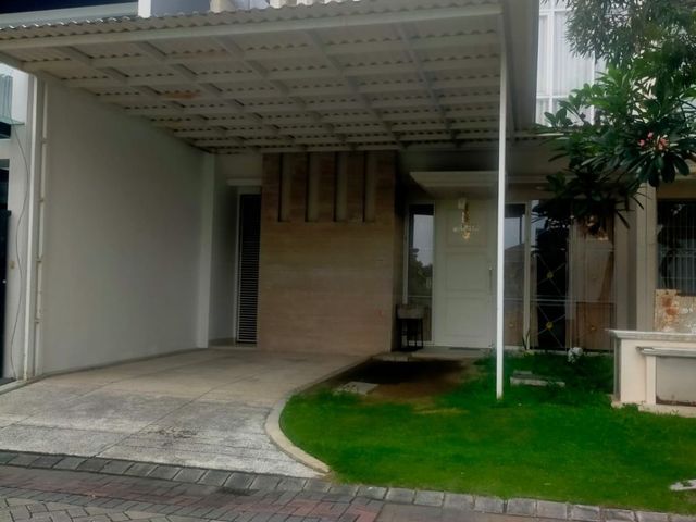 Rumah Pakuwon City 2 lantai Palm Beach Dkt Grand Island