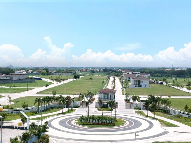 For Sale! Bare Lot in Alabang West Las Piñas City Clean title