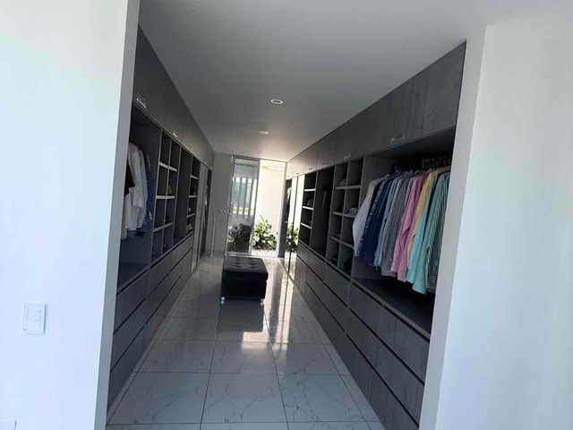 place photo 52