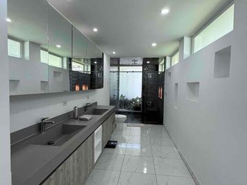 place photo 55