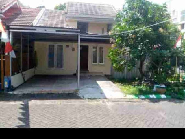Sewa 3 kamar rumah sigura2 Malang dekat Kampus
