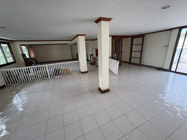 place photo 75