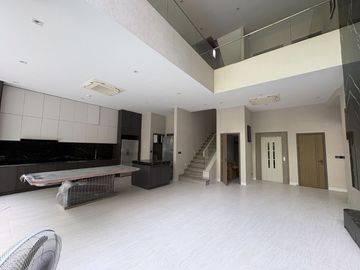 place photo 48