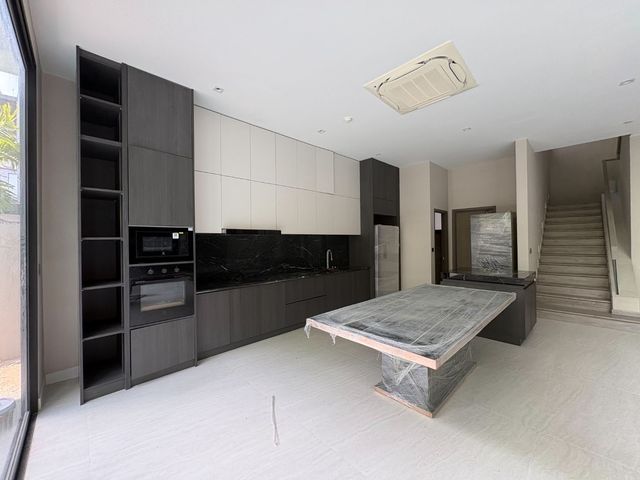place photo 49