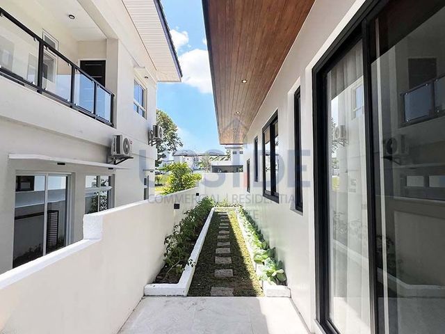 place photo 66
