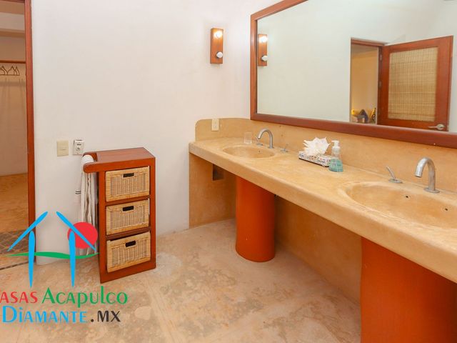 place photo 78