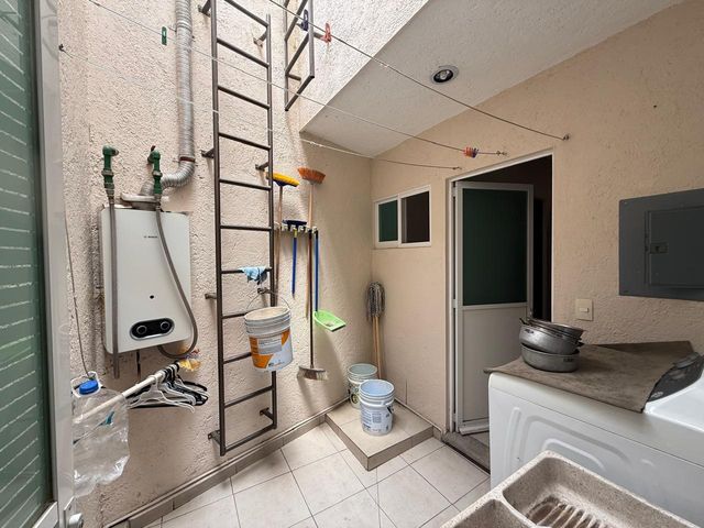 place photo 52