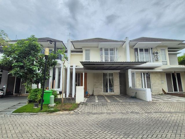 DIJUAL RUMAH MURAH ROYAL RESIDENCE CLUSTER BLEINHEIM FULL RENOVASI TERMURAH