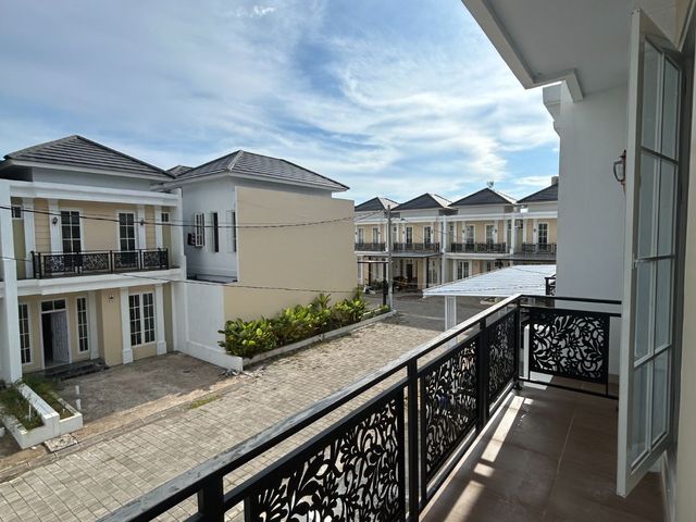 place photo 24