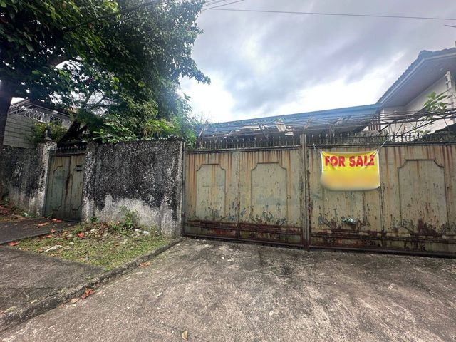 FOR SALE: 403 SQM Residential Lot in Tierra Verde, Quezon City
