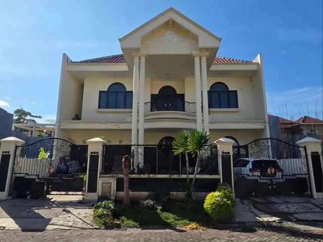 Rumah Pakuwon City  STRATEGIS SIAP HUNI