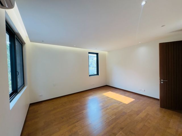place photo 55