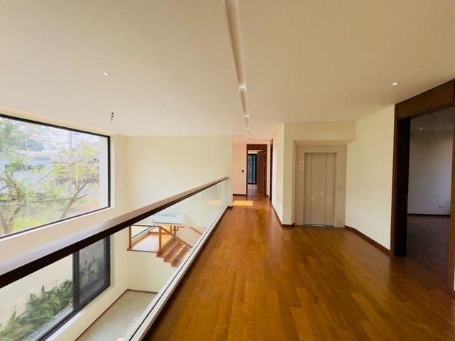 place photo 57