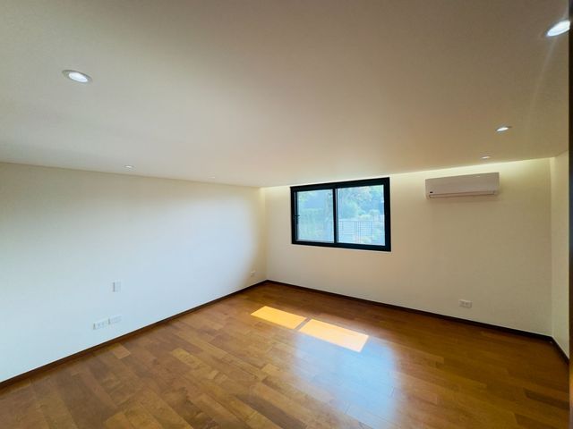 place photo 64