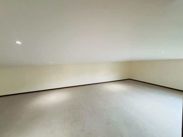 place photo 71