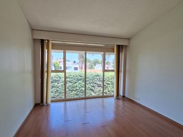 place photo 47