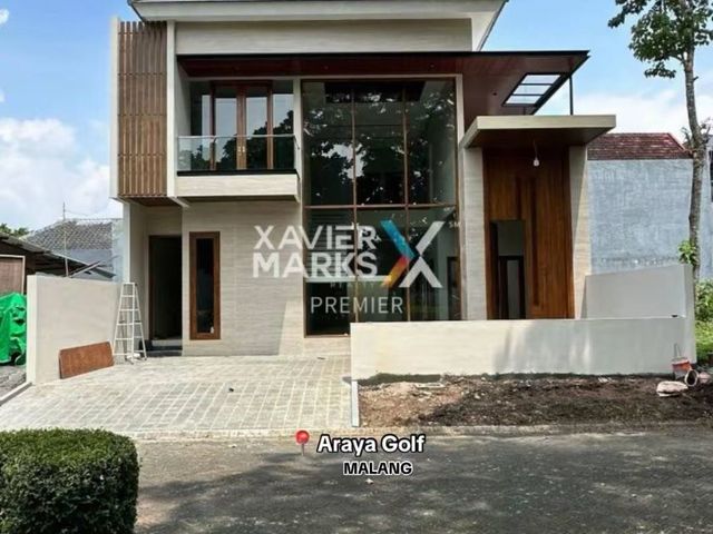 Rumah Desain Modern Sangat Nyaman Di Araya Golf, Malang