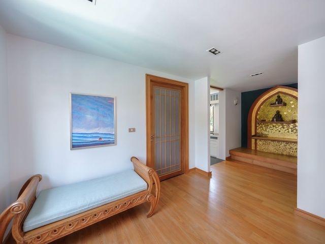 place photo 50
